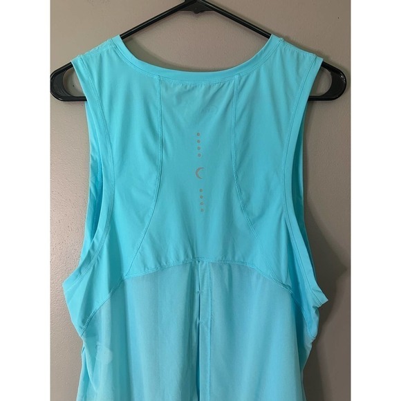 ZYIA Open Panel Split Back Mesh Tank - Picture 8 of 9